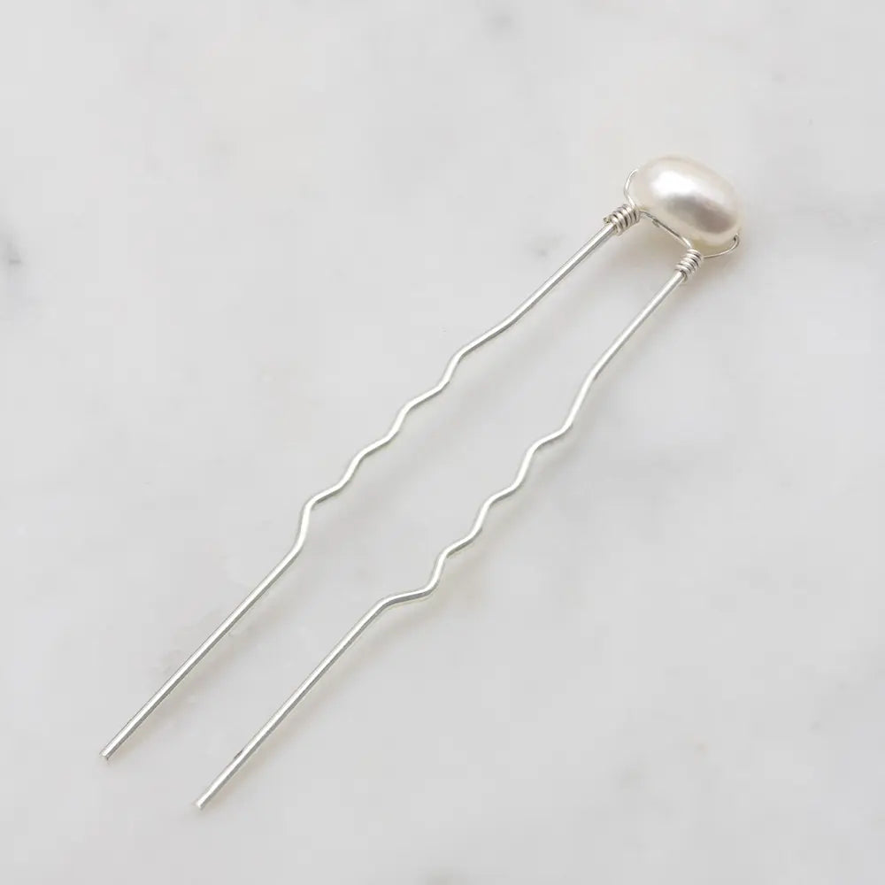 Elodie Medium Pearl Hair Pins