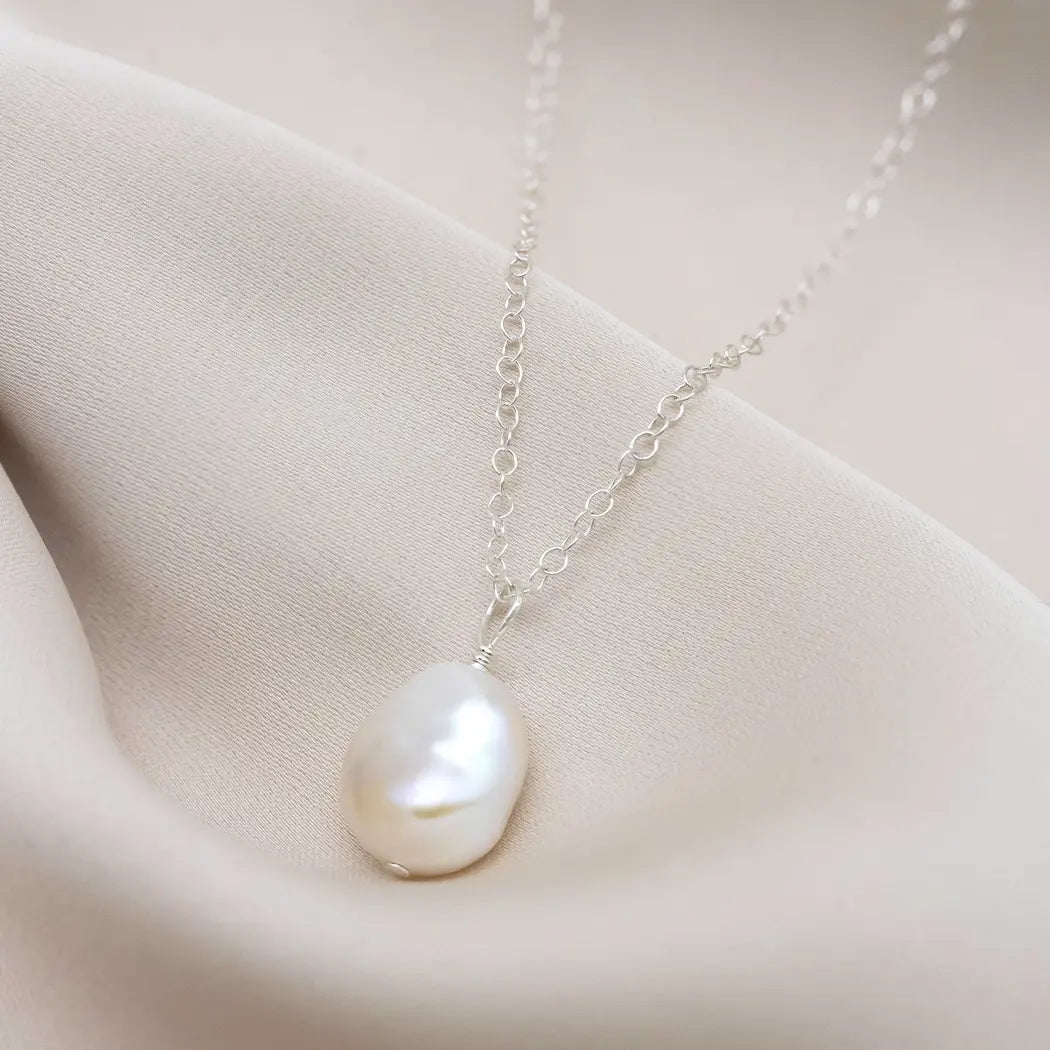 Single Keshi Pearl Drop Necklace