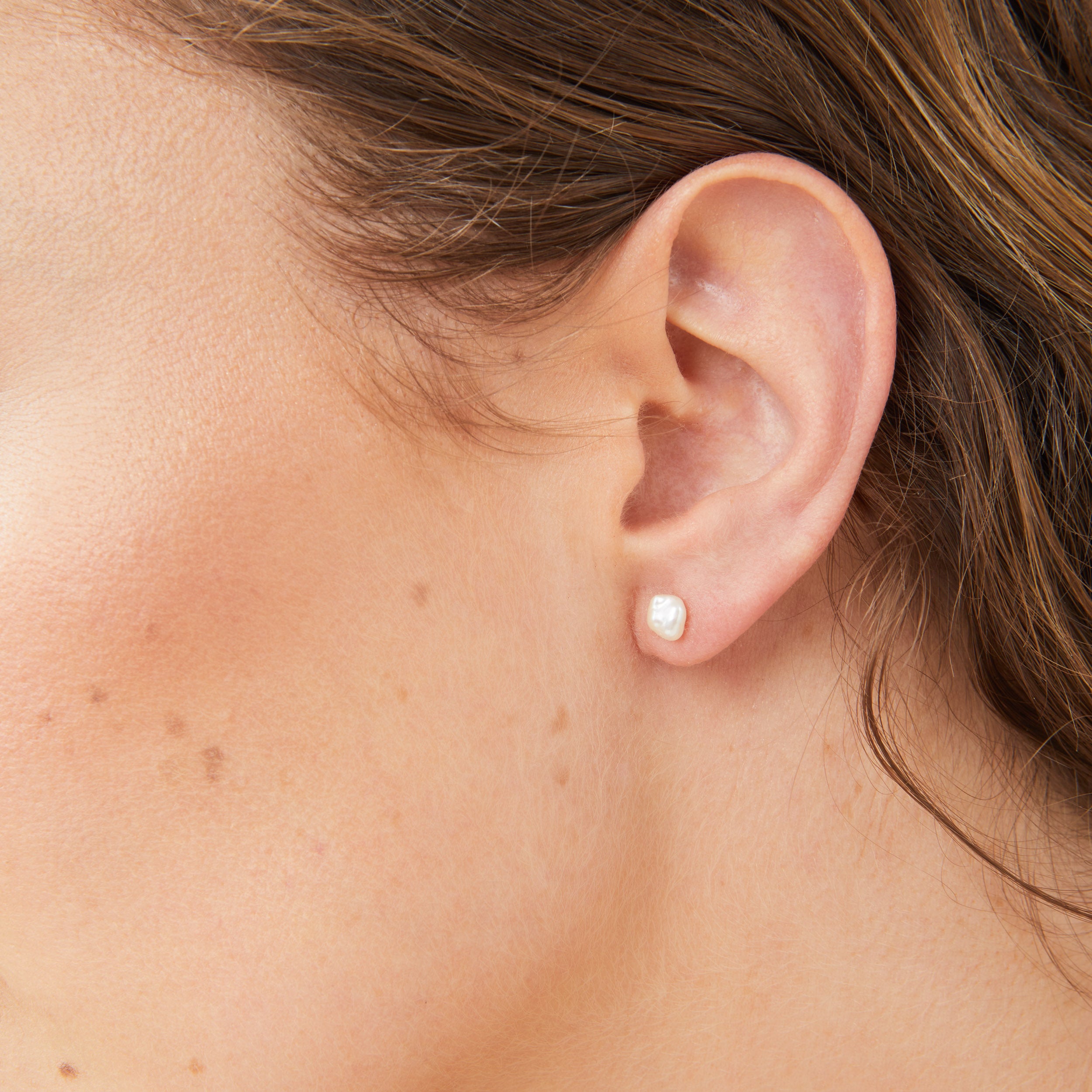 Mini Dot Keshi Pearl Stud Earrings