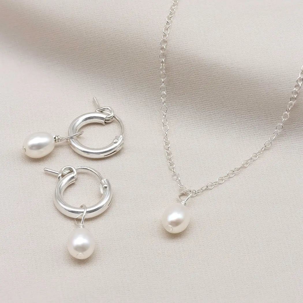 Small Pearl Hoop Earring and Necklace Set - Mini Sia