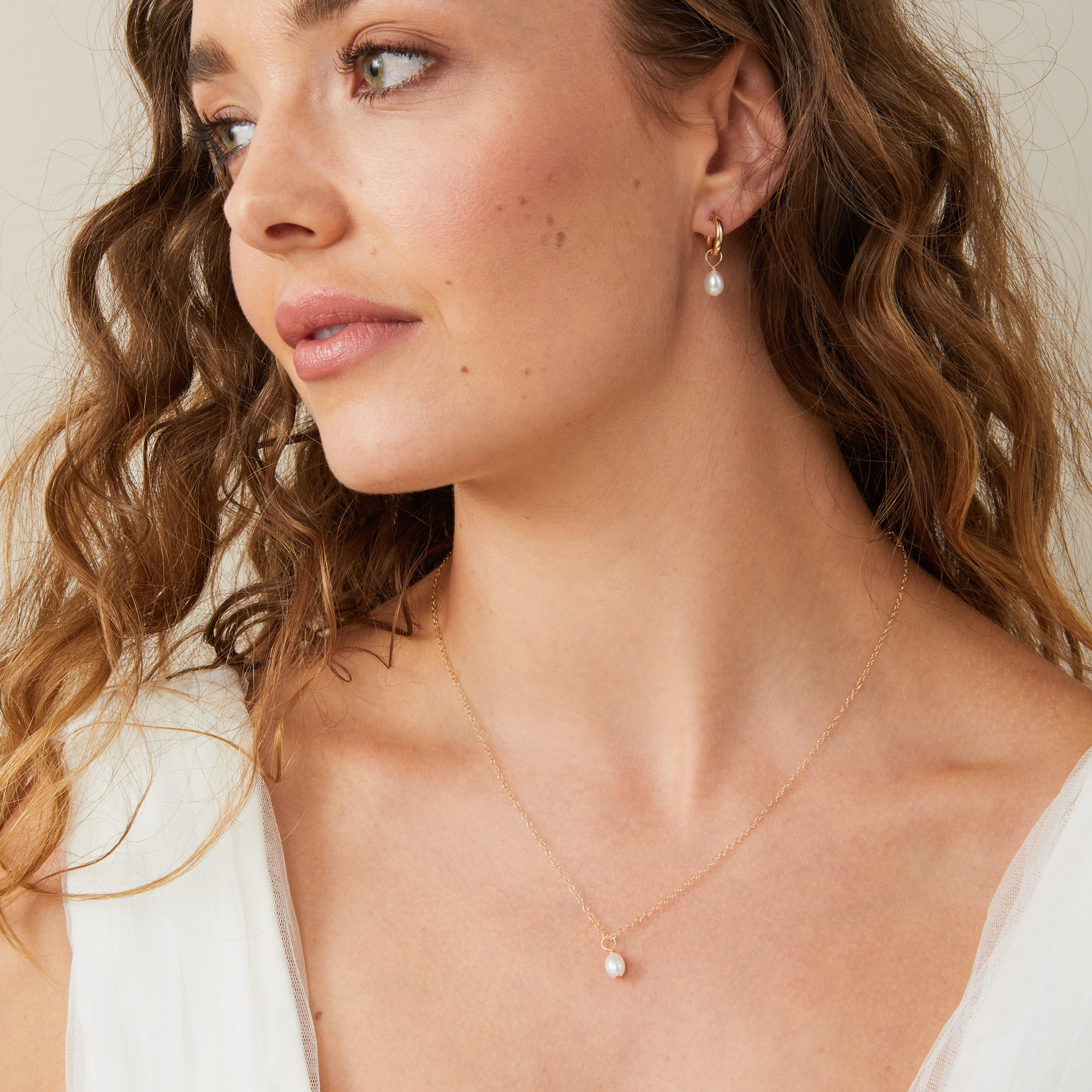 Small Pearl Hoop Earring and Necklace Set - Mini Sia